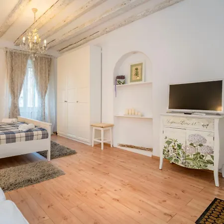 Rossella 4-2 Apartment Rovinj